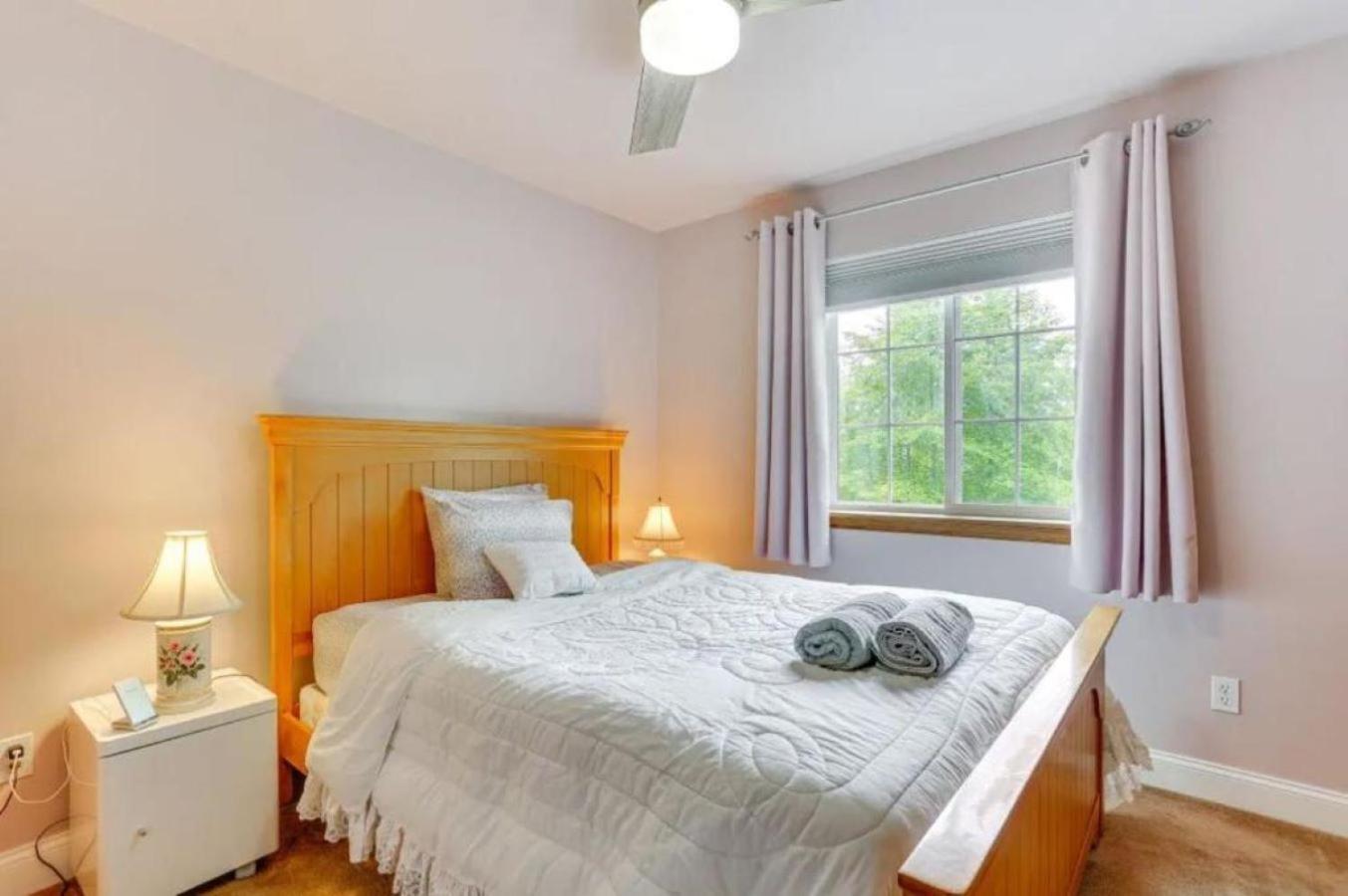 Holiday home Charming, Restful Getaway *